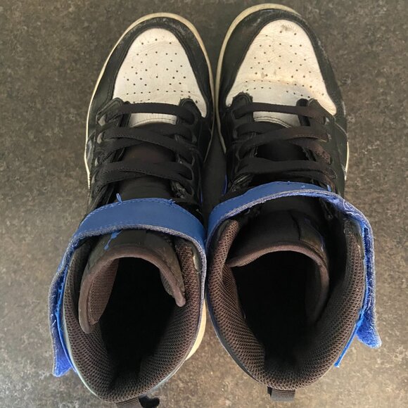 Jordan 1 FlyEase 'Hyper Royal' - Size 10 - Picture 7 of 11